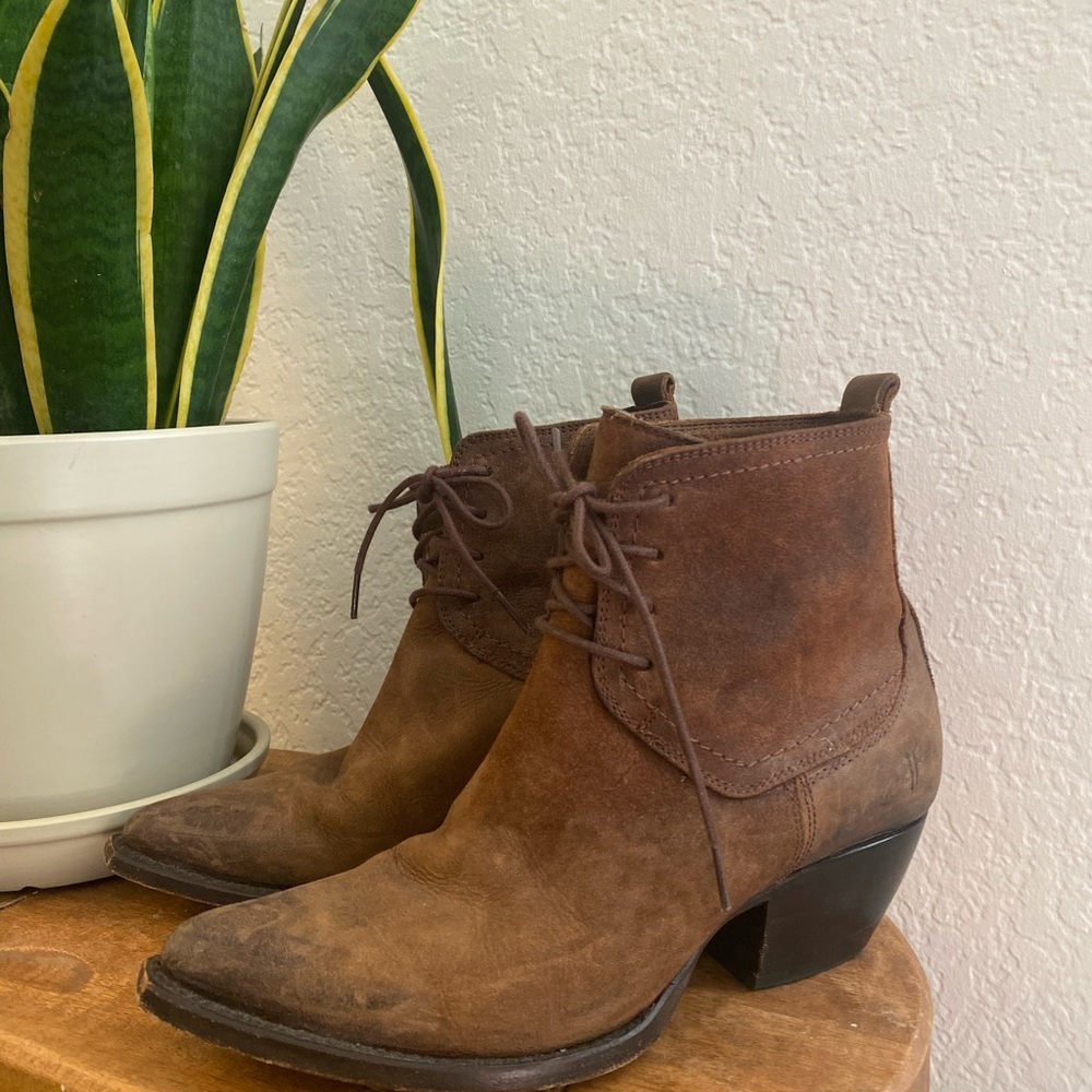 Womens Frye Boots Size 7